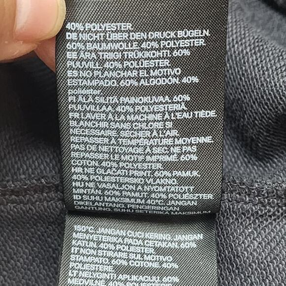 H&M The Rolling Stones Vintage‎ Inspired Women's Gray Sweatshirt Size XS - Picture 6 of 6